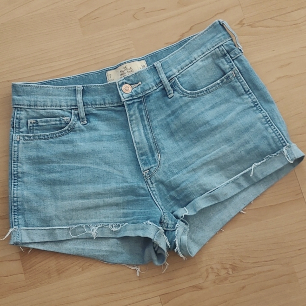 Hollister Short Short